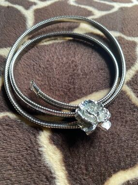 Vintage 80’s Slim Silver Tone Stretch Belt With Floral Buckle